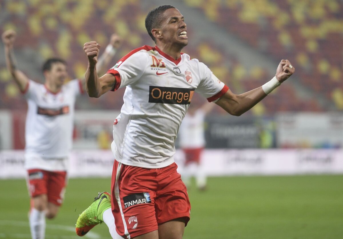 FOTO Inspirația lui Rivaldinho: brazilianul lui Dinamo e nedezlipit de frumoasa lui soție