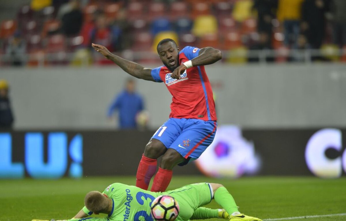 FOTO Ce gafă! Centralul Horațiu Feșnic nu a dat un penalty clar în FCSB - Astra