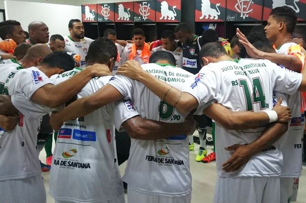FOTO Modul inedit de a face bani! O echipă din Brazilia și-a transformat jucătorii în promoțiile unui supermarket