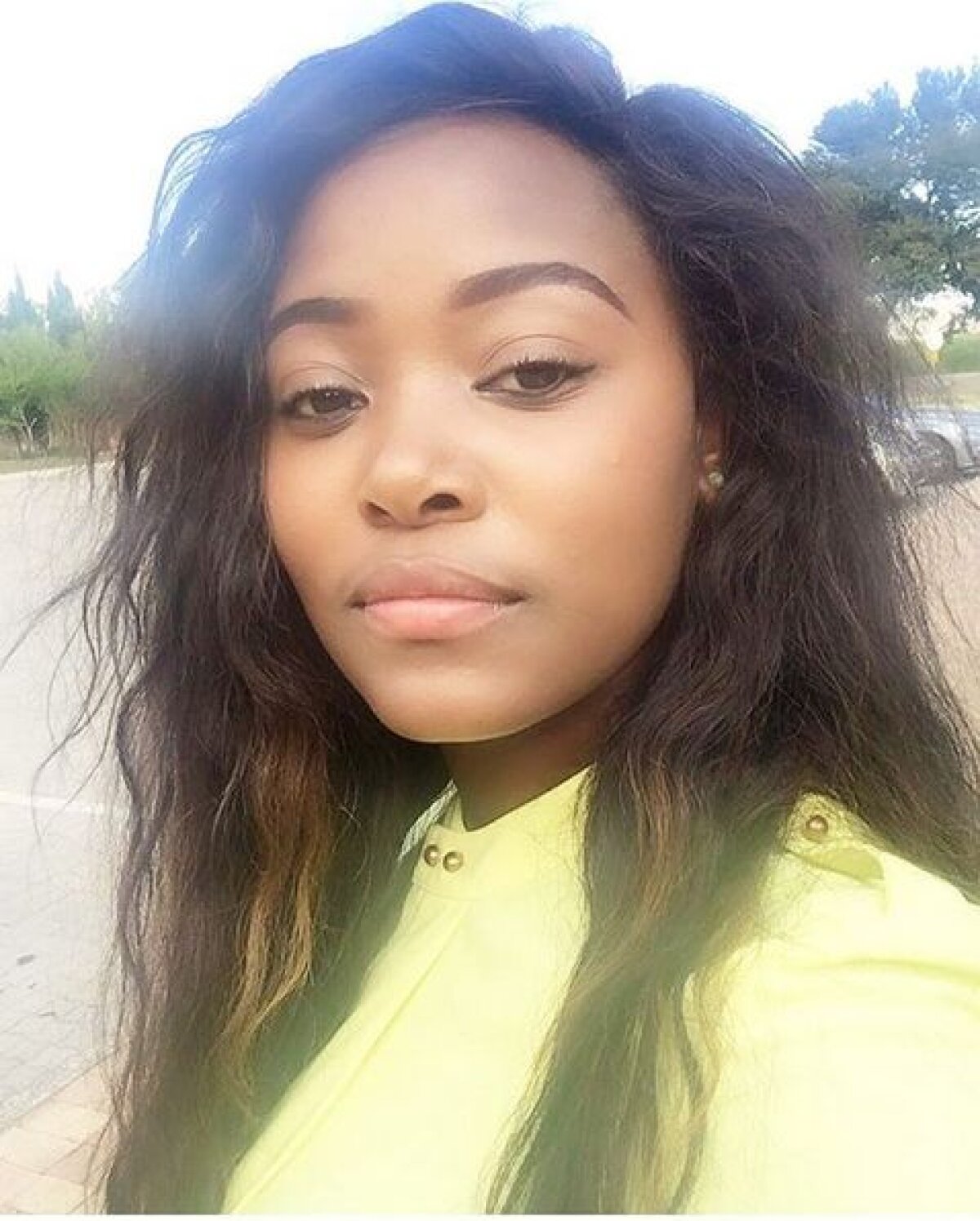 FOTO ”Haita” sexy » Iubitele și soțiile ”câinilor” impresionează alături de jumătățile lor: imagini incendiare