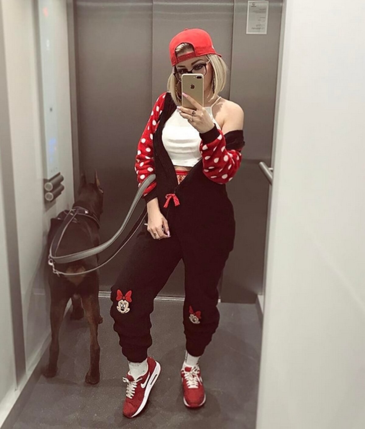 FOTO Magnet pentru "Balo" » O tipă de pe Instagram i-a căzut cu tronc vârfului de la Nice