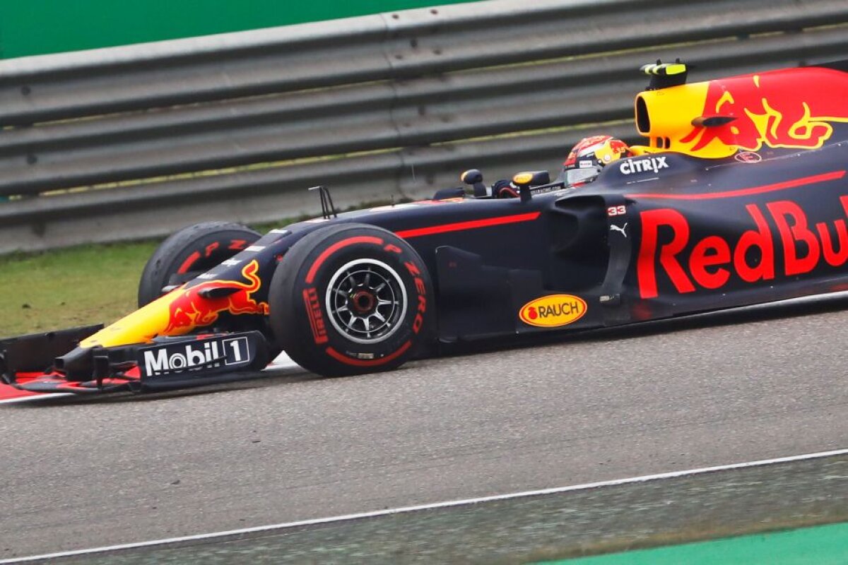 GALERIE FOTO Imagini din Marele Premiu al Chinei! Hamilton s-a impus în a doua cursă din CM de Formula 1! Probleme pentru Alonso