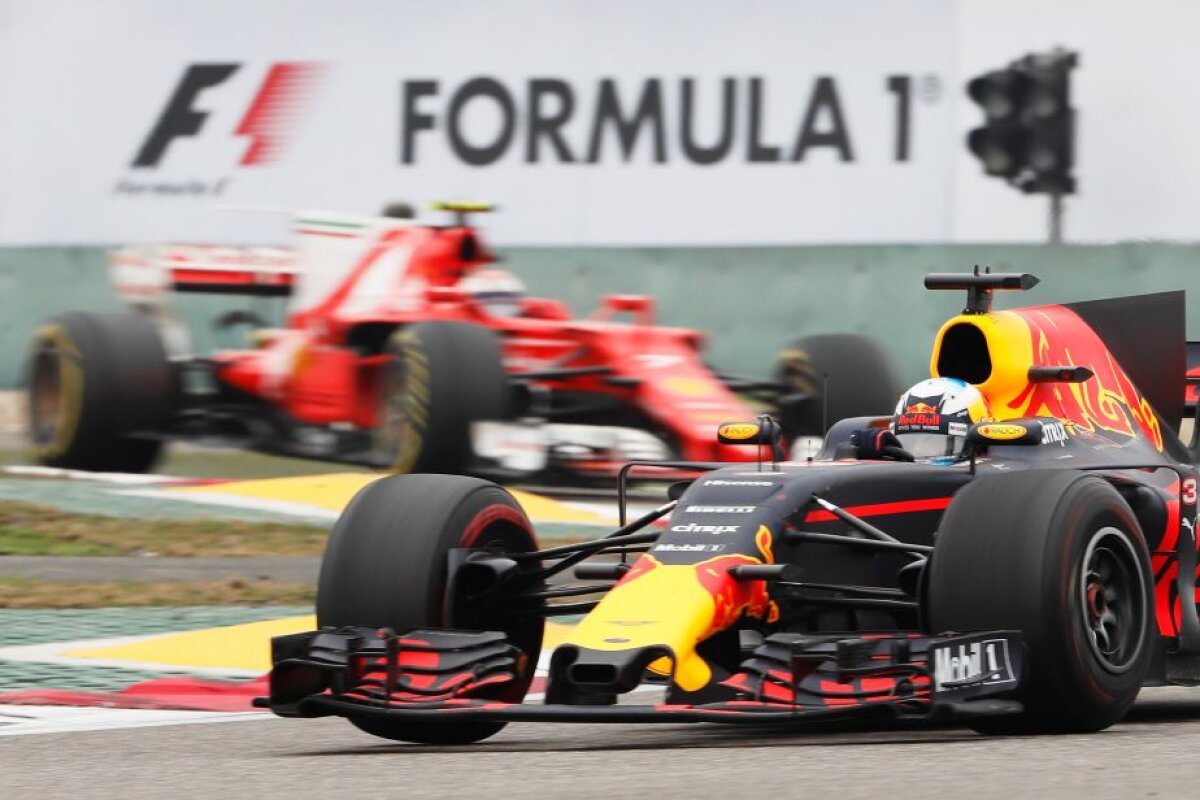 GALERIE FOTO Imagini din Marele Premiu al Chinei! Hamilton s-a impus în a doua cursă din CM de Formula 1! Probleme pentru Alonso