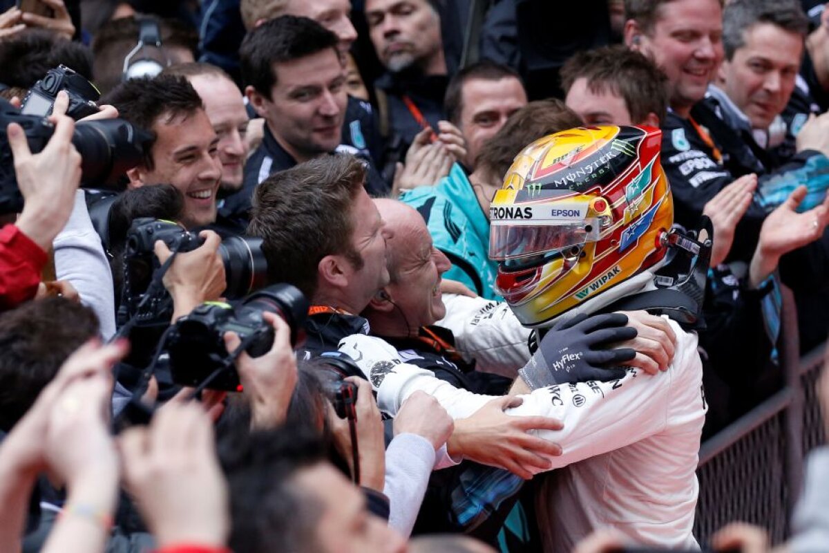 GALERIE FOTO Imagini din Marele Premiu al Chinei! Hamilton s-a impus în a doua cursă din CM de Formula 1! Probleme pentru Alonso