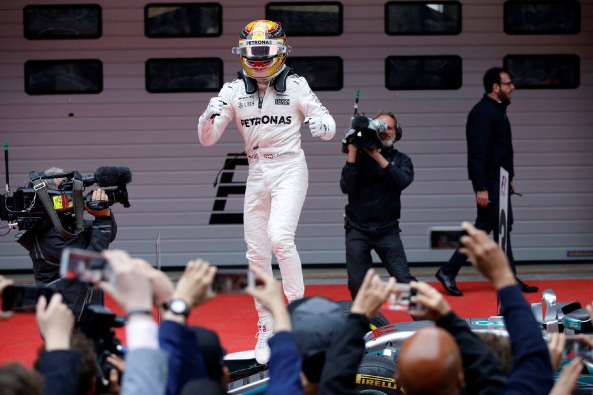 GALERIE FOTO Imagini din Marele Premiu al Chinei! Hamilton s-a impus în a doua cursă din CM de Formula 1! Probleme pentru Alonso