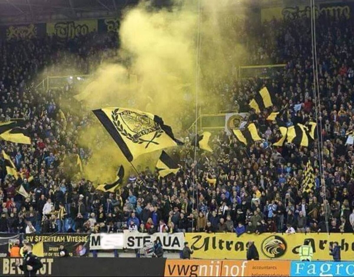 FOTO "Războiul" Steaua - Petrolul s-a dus și în Olanda! Fanii "găzarilor" au fost la un derby local și au afișat mai multe mesaje