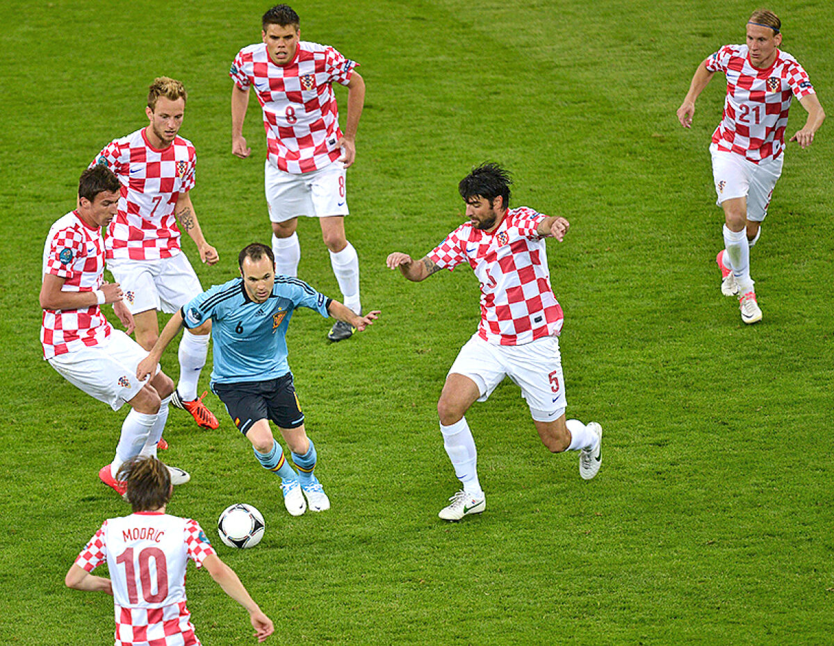 FOTO Alibec, Iniesta al lui FCSB » Superimagine reușită de fotoreporterul GSP la ultimul meci 