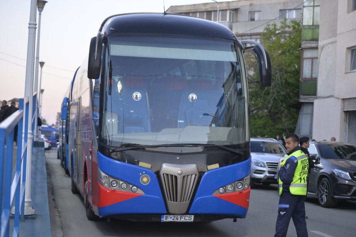 GALERIE FOTO Ce-a fost și ce-a ajuns! Cum arată acum autocarul FCSB » Imagini surprinse la Severin