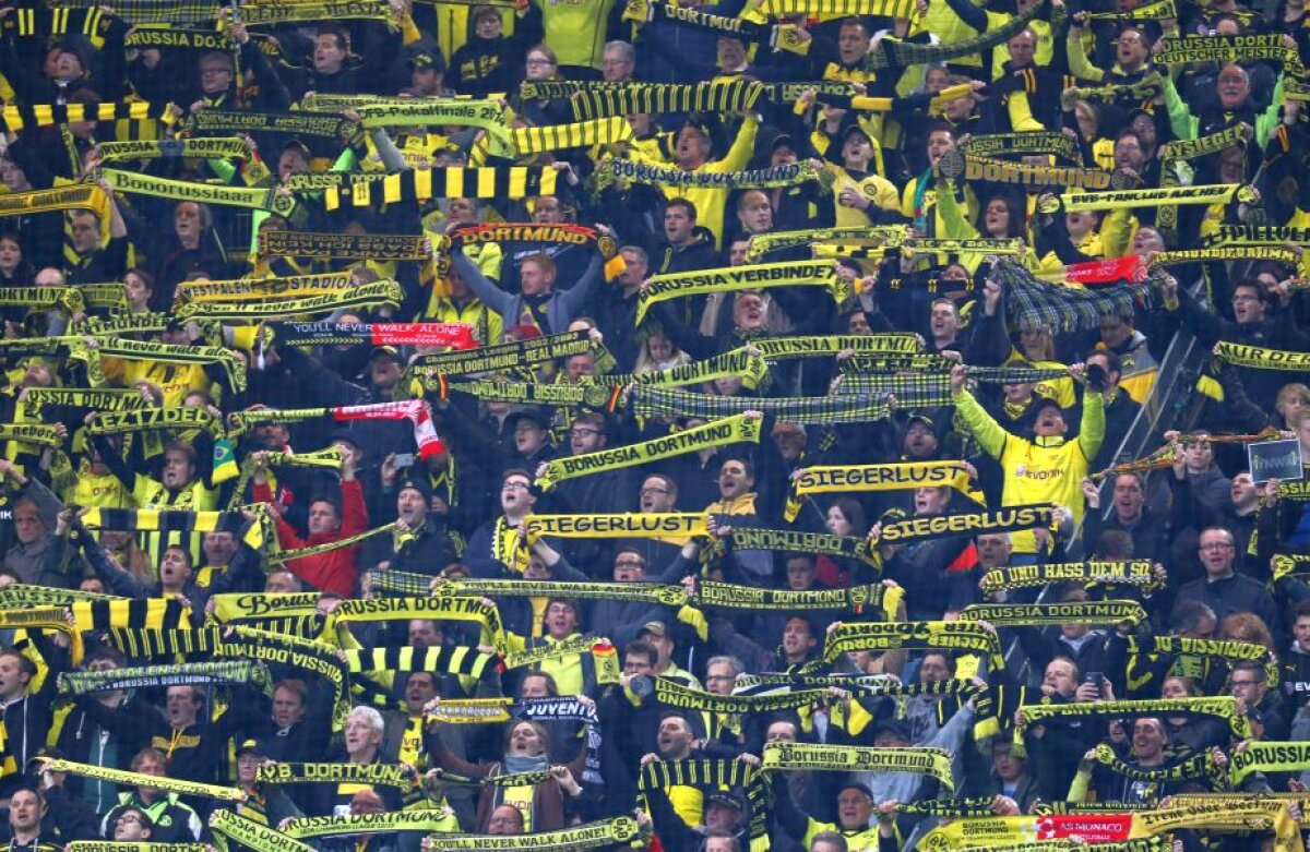 VIDEO + FOTO Coregrafia superbă a fanilor Borussiei din meciul cu Monaco + Ultrașii nemților, mesaj pentru UEFA