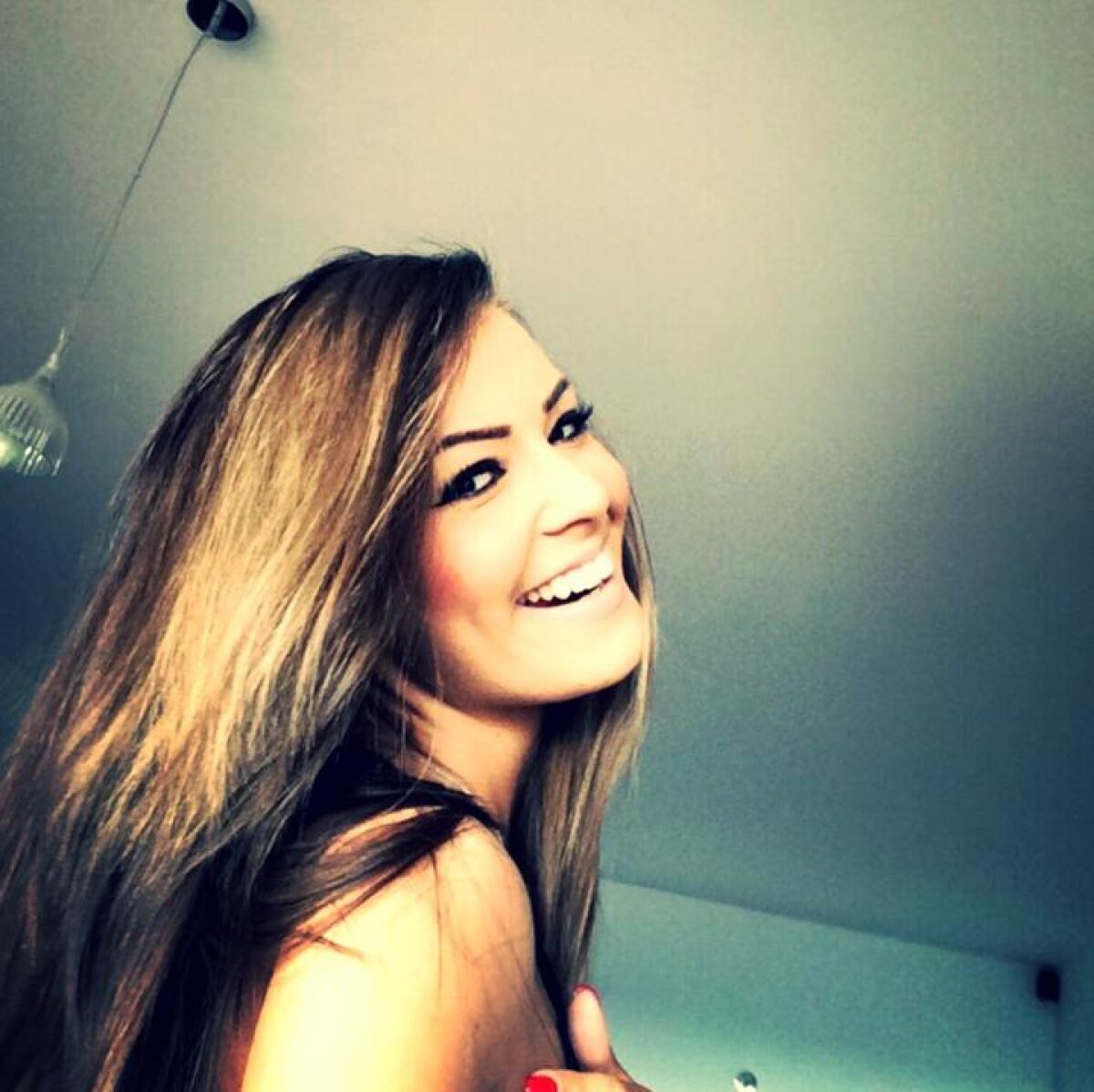 FOTO Diva de la pupitrul știrilor! A lăsat cariera de fotomodel pentru a lucra în sport