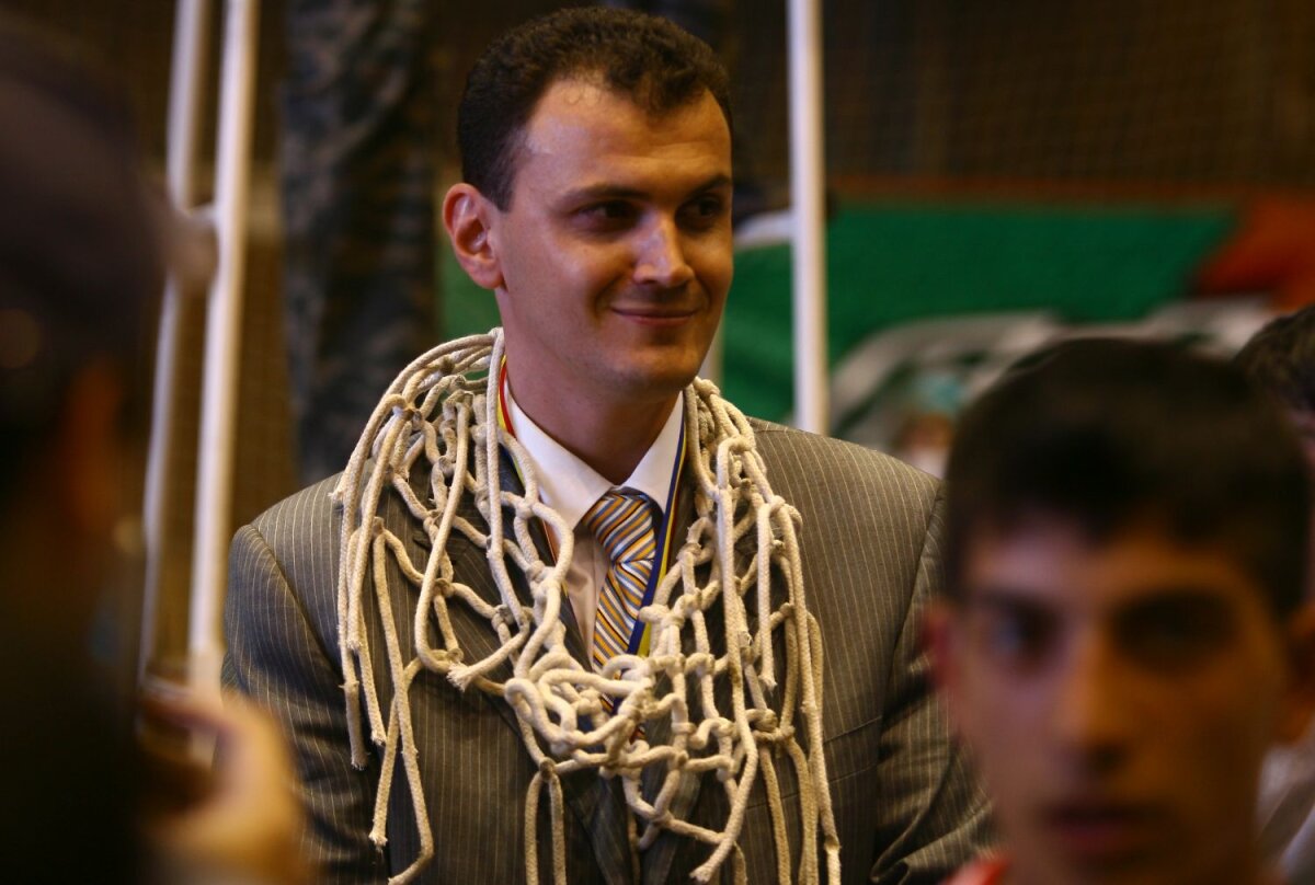 FOTO Poveste de 15 milioane €  » Sebastian Ghiță: portret complet! Cum a construit o echipă care a dominat autoritar baschetul masculin: jucători din NBA și salarii gigant!
