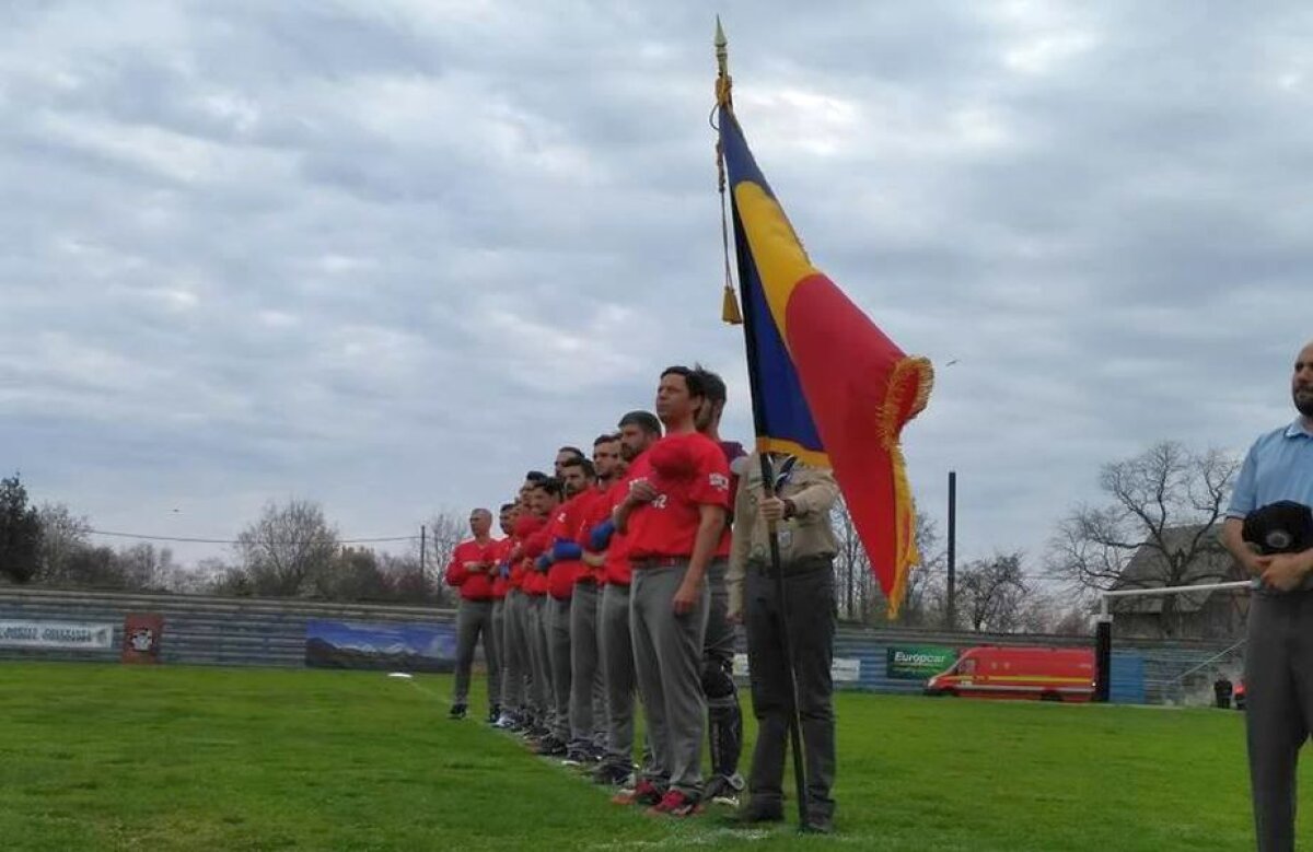 GALERIE FOTO Baseball în premieră pe litoral » Ambasadorul american a fost prezent la eveniment