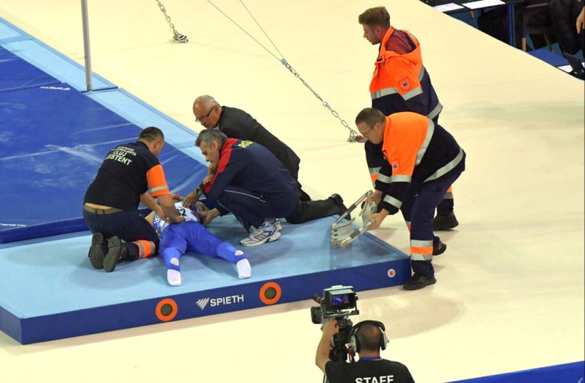 FOTO Incident în prima zi la CE de gimnastică! Un român a căzut și a fost luat de SMURD » UPDATE Care e primul diagnostic