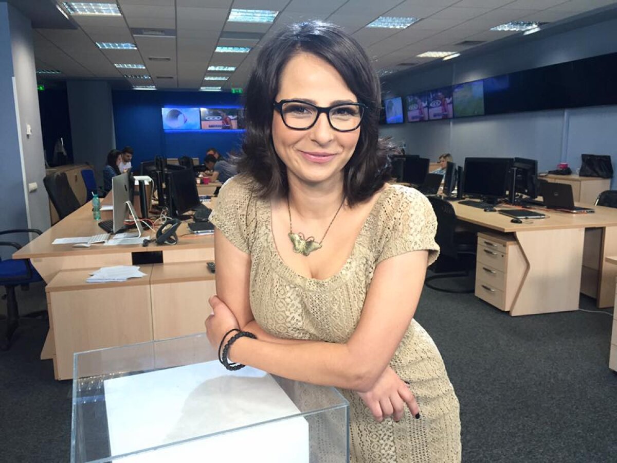 FOTO La Dolce Vita » Geanina Iacob urcă în topuri: e numărul 1 pe extra-fotbal!