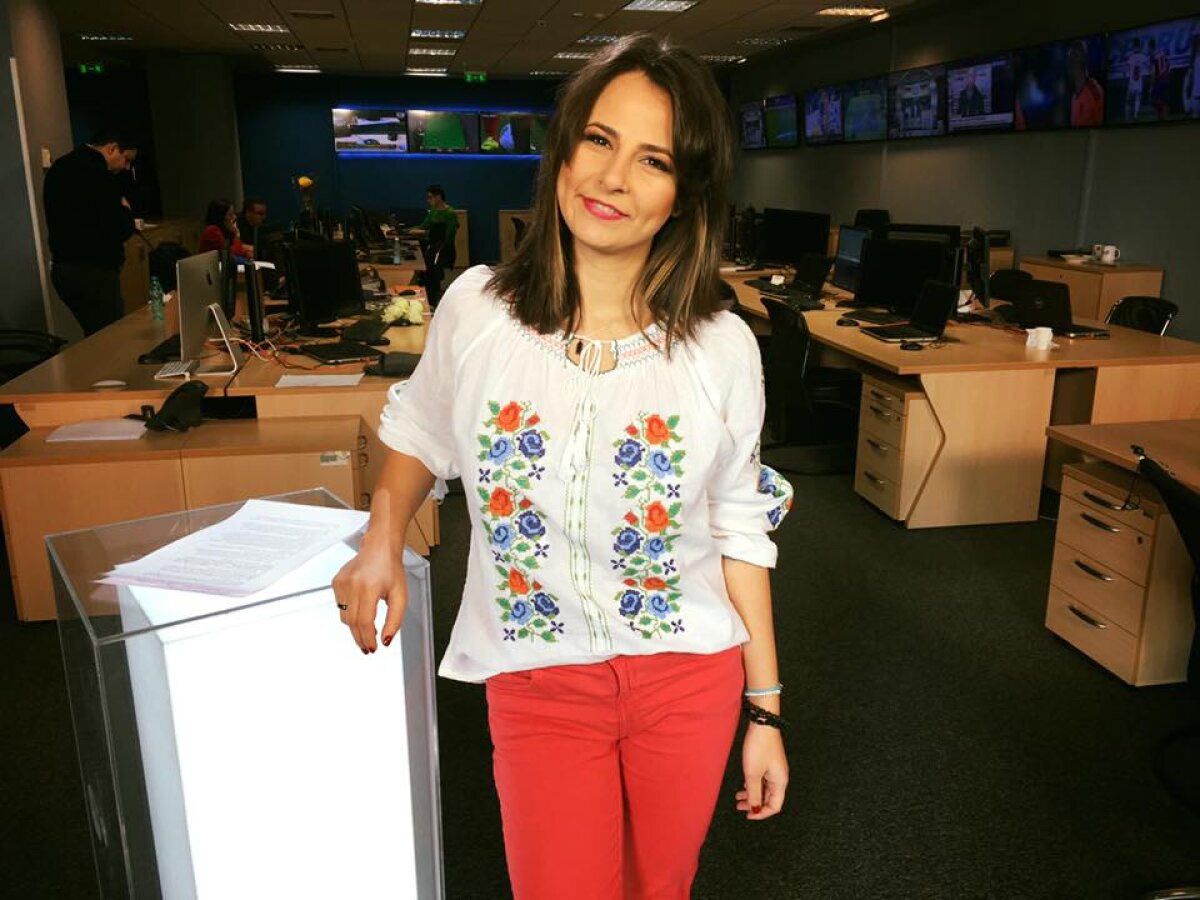 FOTO La Dolce Vita » Geanina Iacob urcă în topuri: e numărul 1 pe extra-fotbal!