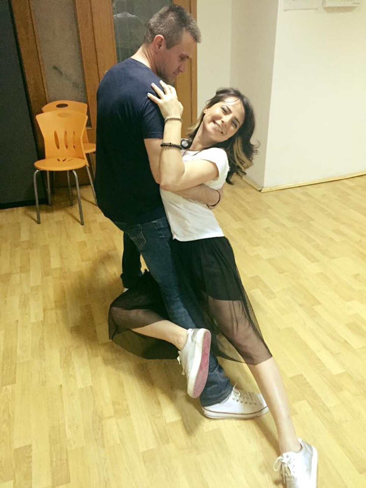 FOTO La Dolce Vita » Geanina Iacob urcă în topuri: e numărul 1 pe extra-fotbal!