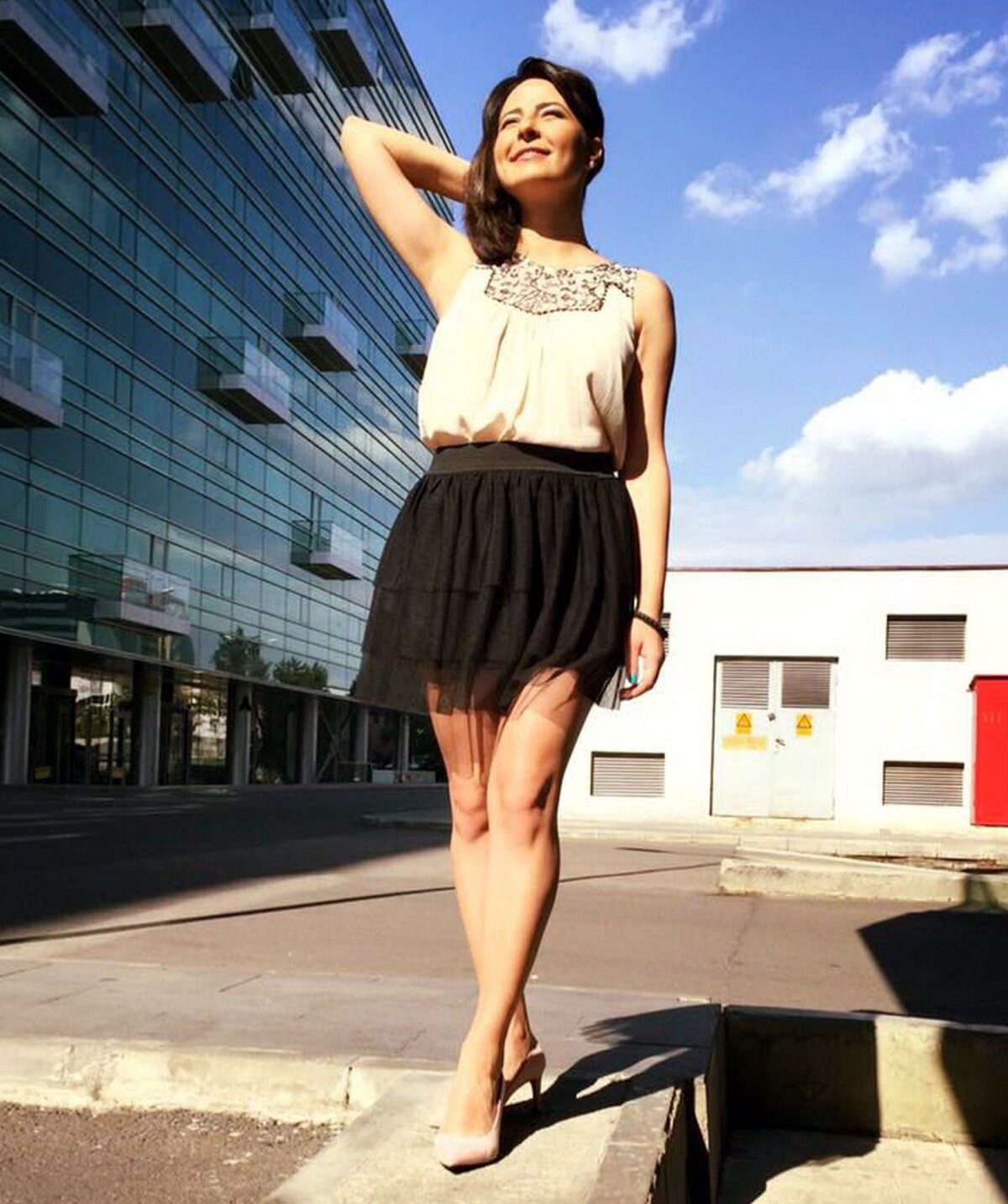 FOTO La Dolce Vita » Geanina Iacob urcă în topuri: e numărul 1 pe extra-fotbal!