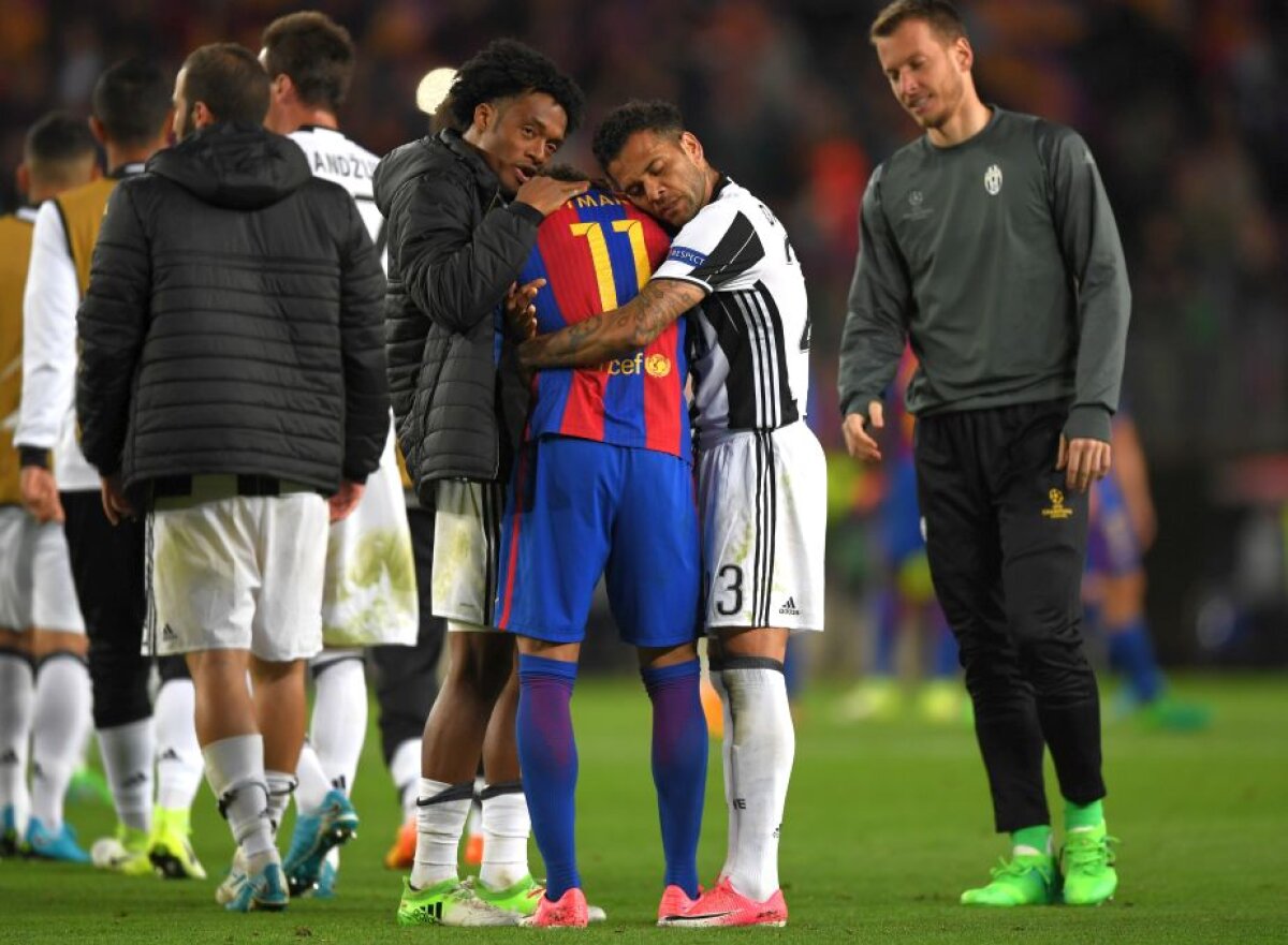 FOTO Scene impresionante la finalul partidei dintre Barcelona și Juventus » Discursul emoționant al lui Dani Alves în fața lui Neymar