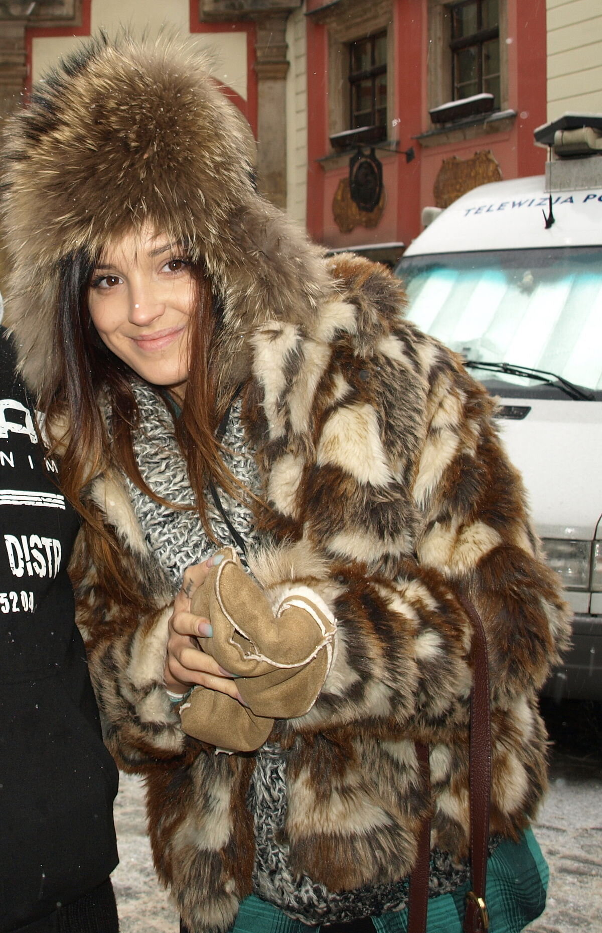 FOTO Marina îl așteaptă la Londra » Cel mai norocos portar: are o soție super sexy!