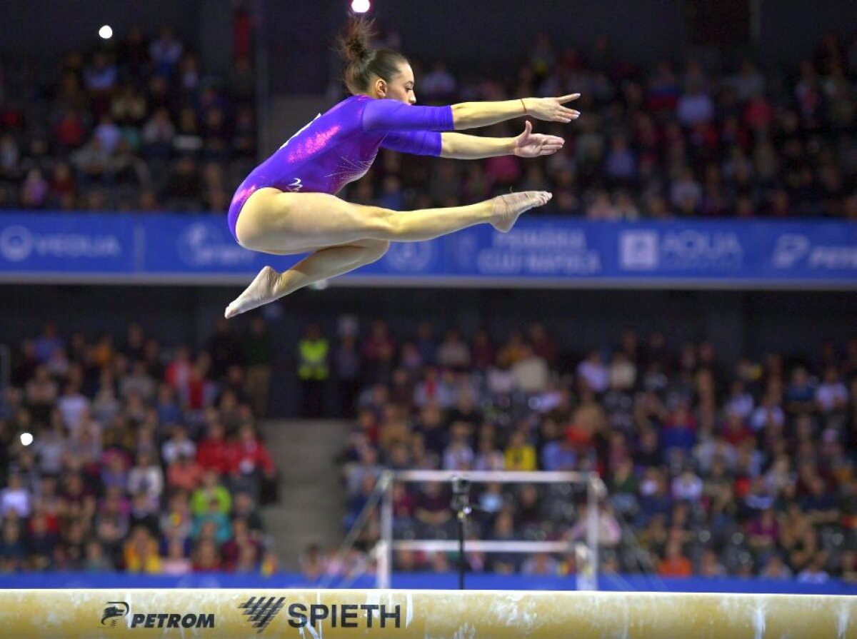 FOTO Larisa Iordache face rezumatul zilei după ce s-a calificat în finala de la bârnă: "A fost stresant"