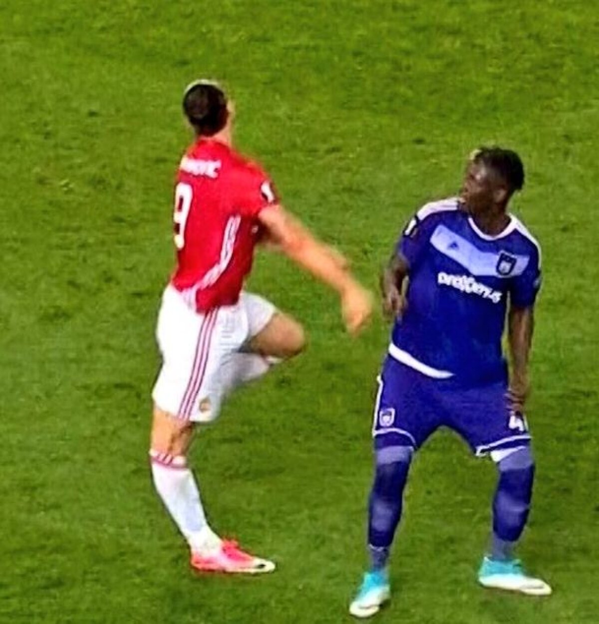 UPDATE / FOTO Verdict horror al medicilor în cazul accidentării lui Zlatan » Ar putea însemna finalul carierei!