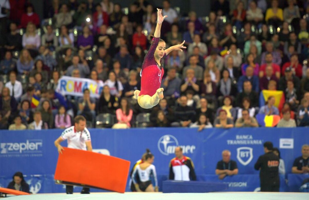 GALERIE FOTO Corespondență de la Cluj » Ioana Crișan și Olivia Cîmpian au concurat astăzi în finala de la individual compus