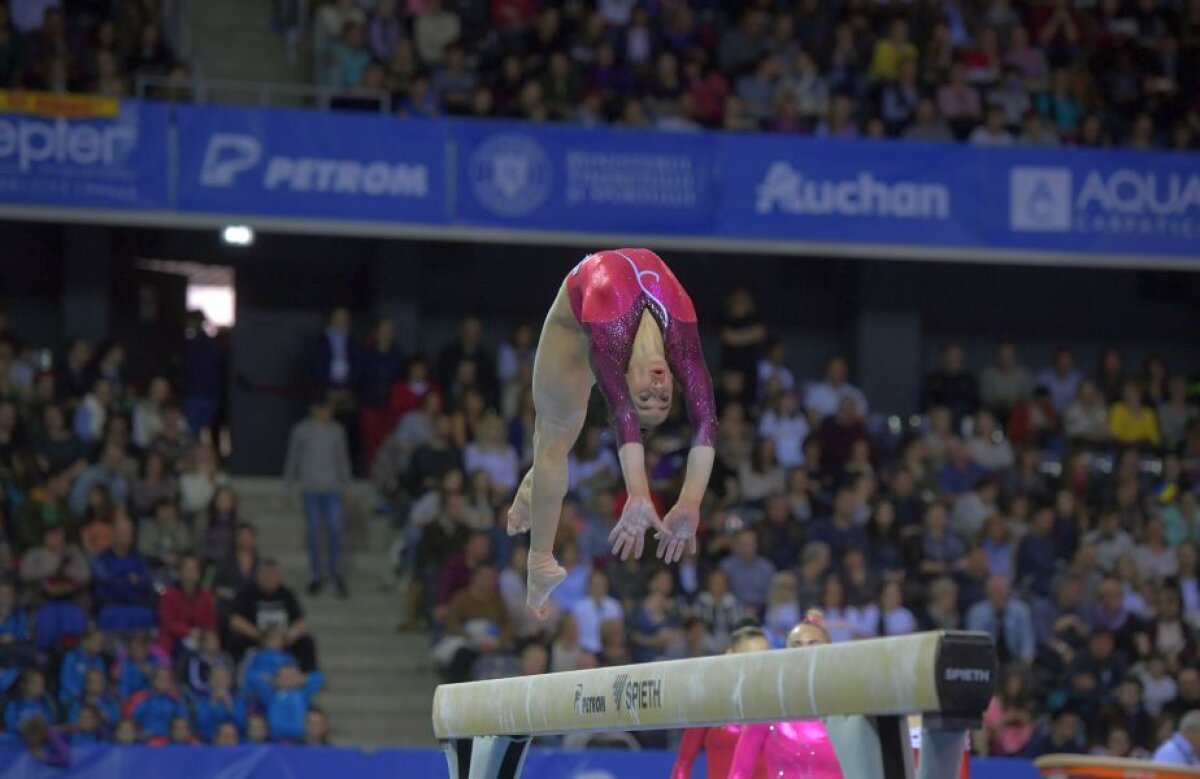 GALERIE FOTO Corespondență de la Cluj » Ioana Crișan și Olivia Cîmpian au concurat astăzi în finala de la individual compus