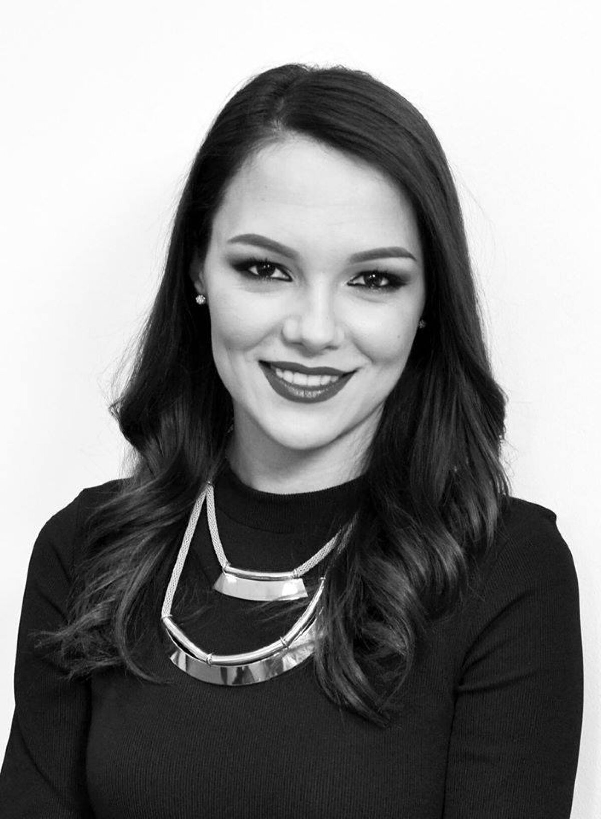 FOTO Actrița de la știrile din sport: a devenit una dintre cele mai apreciate prezentatoare de știri sportive din România