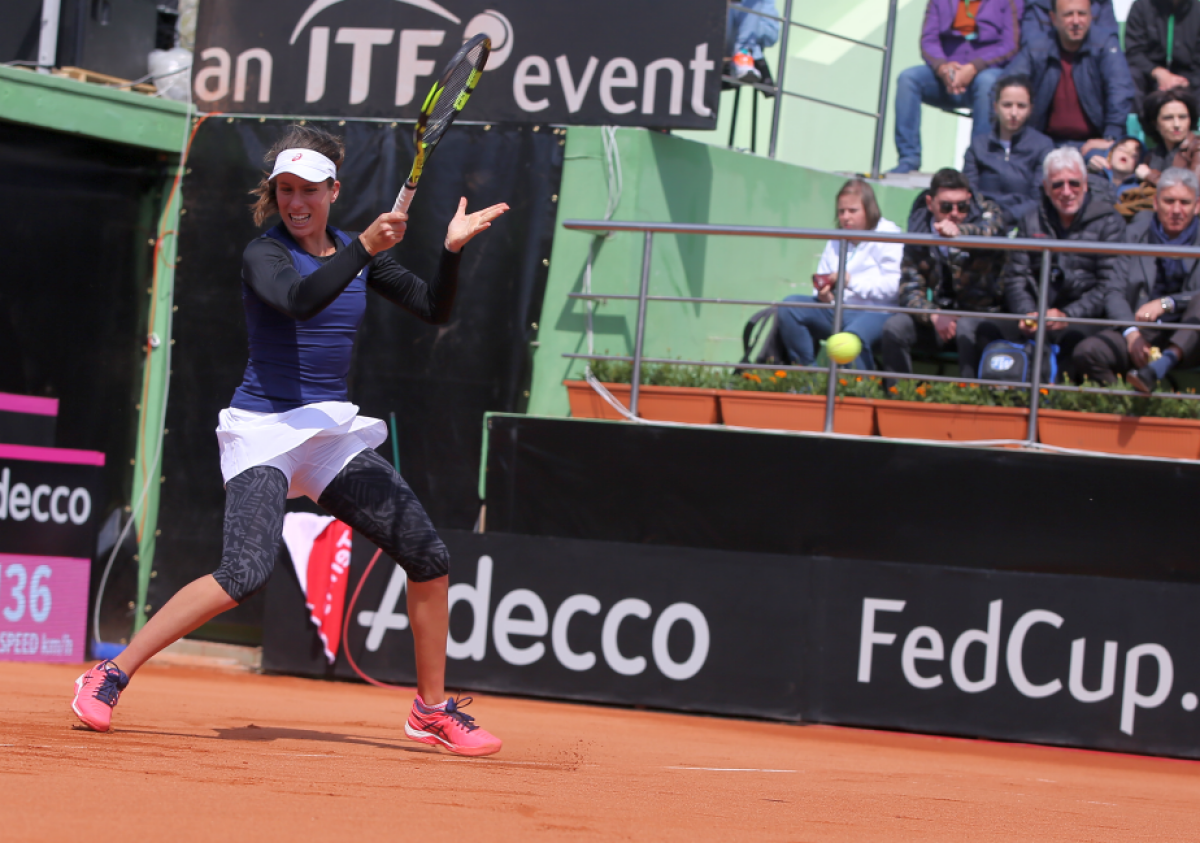 VIDEO+FOTO Scene incredibile la FED Cup » Năstase a fost dat afară din arenă și a sărit la bătaie: "Care dracu' e problema ta! C***a dracului!" + Konta a plecat la vestiare în lacrimi!