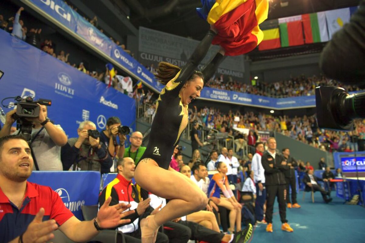 GALERIE FOTO Performanță ISTORICĂ pentru Cătălina Ponor! Aur la bârnă și record absolut în istoria acestui aparat » Bronz și pentru Larisa Iordache 