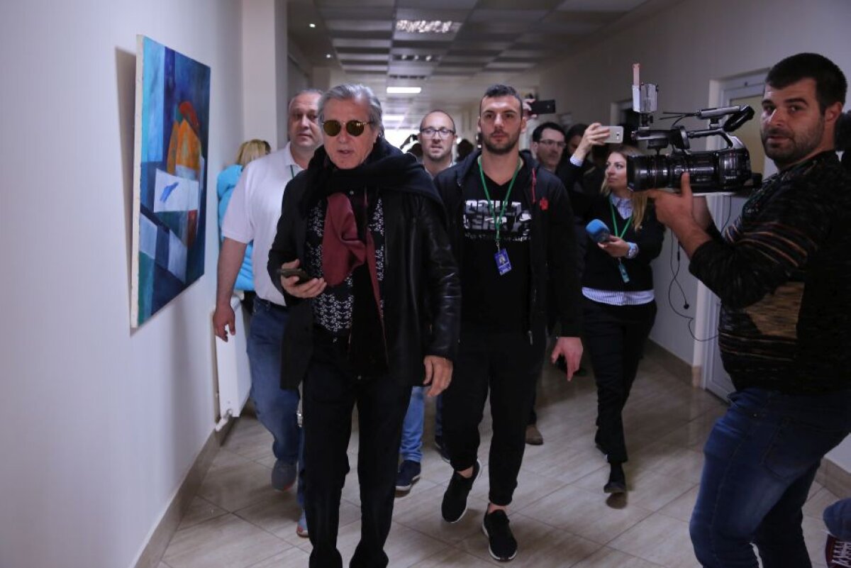GALERIE FOTO Surpriză uriașă după meciul Irinei Begu de la FED Cup! Ilie Năstase a intrat în baza Tenis Club IDU » Ce i-a spus reporterului GSP
