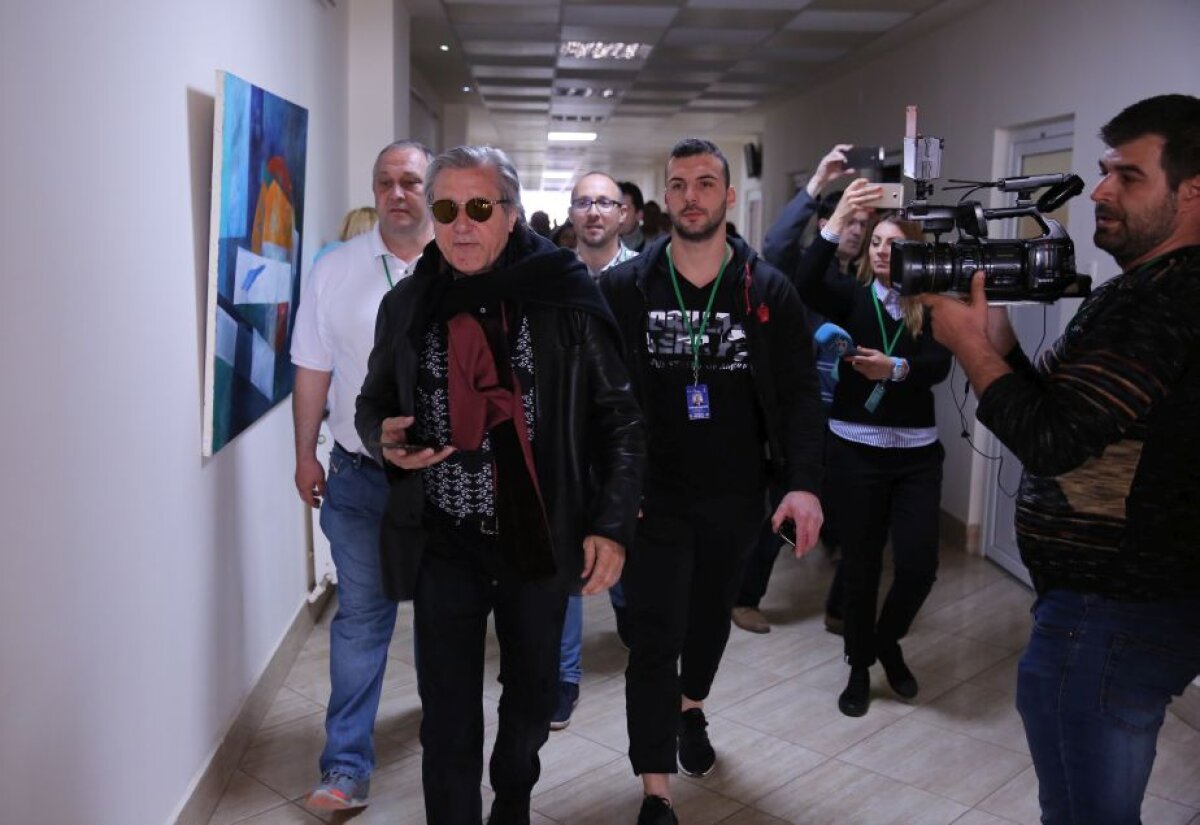 GALERIE FOTO Surpriză uriașă după meciul Irinei Begu de la FED Cup! Ilie Năstase a intrat în baza Tenis Club IDU » Ce i-a spus reporterului GSP