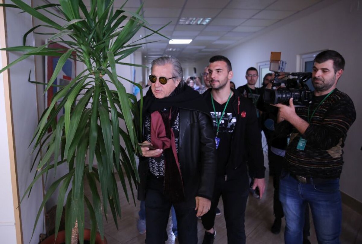GALERIE FOTO Surpriză uriașă după meciul Irinei Begu de la FED Cup! Ilie Năstase a intrat în baza Tenis Club IDU » Ce i-a spus reporterului GSP