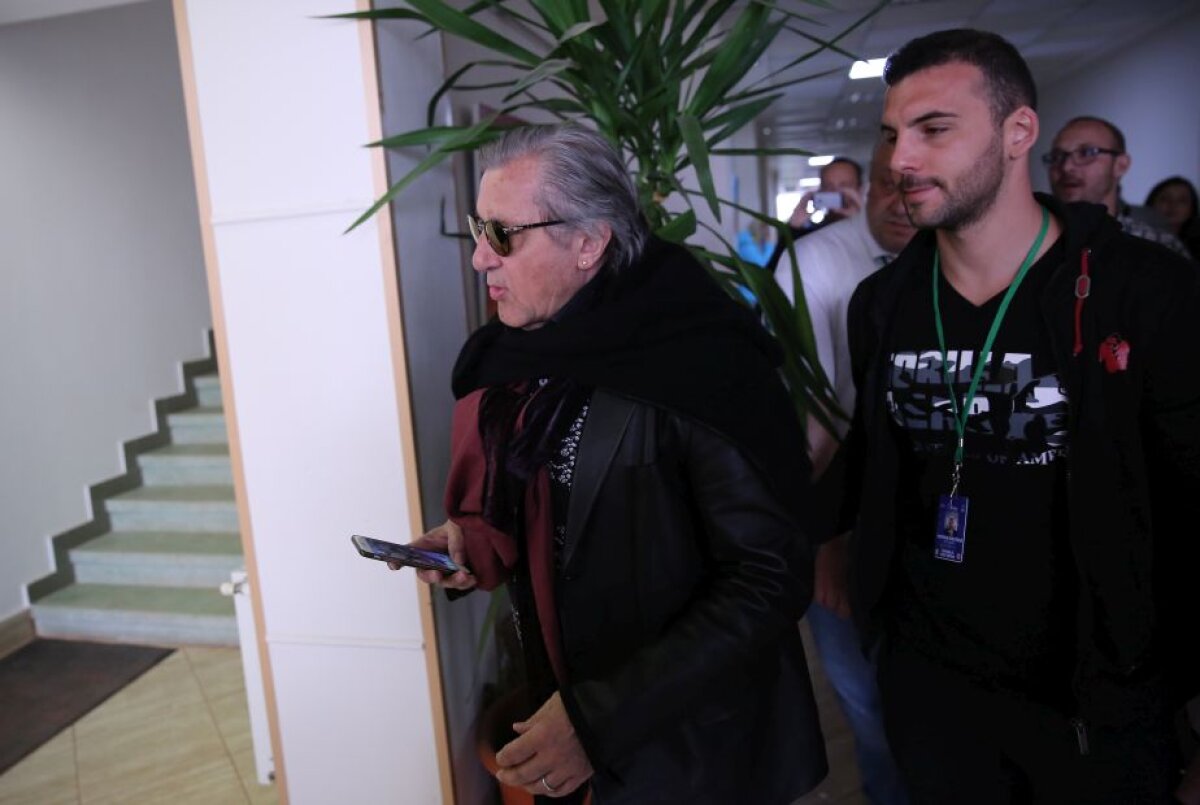 GALERIE FOTO Surpriză uriașă după meciul Irinei Begu de la FED Cup! Ilie Năstase a intrat în baza Tenis Club IDU » Ce i-a spus reporterului GSP