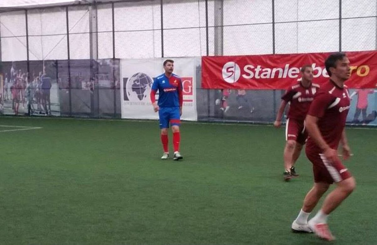 FOTO+VIDEO Spectacol ca în vremurile bune » Meci caritabil între echipele Rapid Old Boys și Steaua 2006