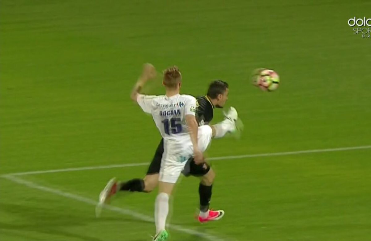 FOTO+VIDEO / UPDATE Zi neagră pentru brigada de arbitri de la Astra - ACS Poli » 3 penalty-uri neacordate, 2 dictate eronat, 1 gol din ofsaid!