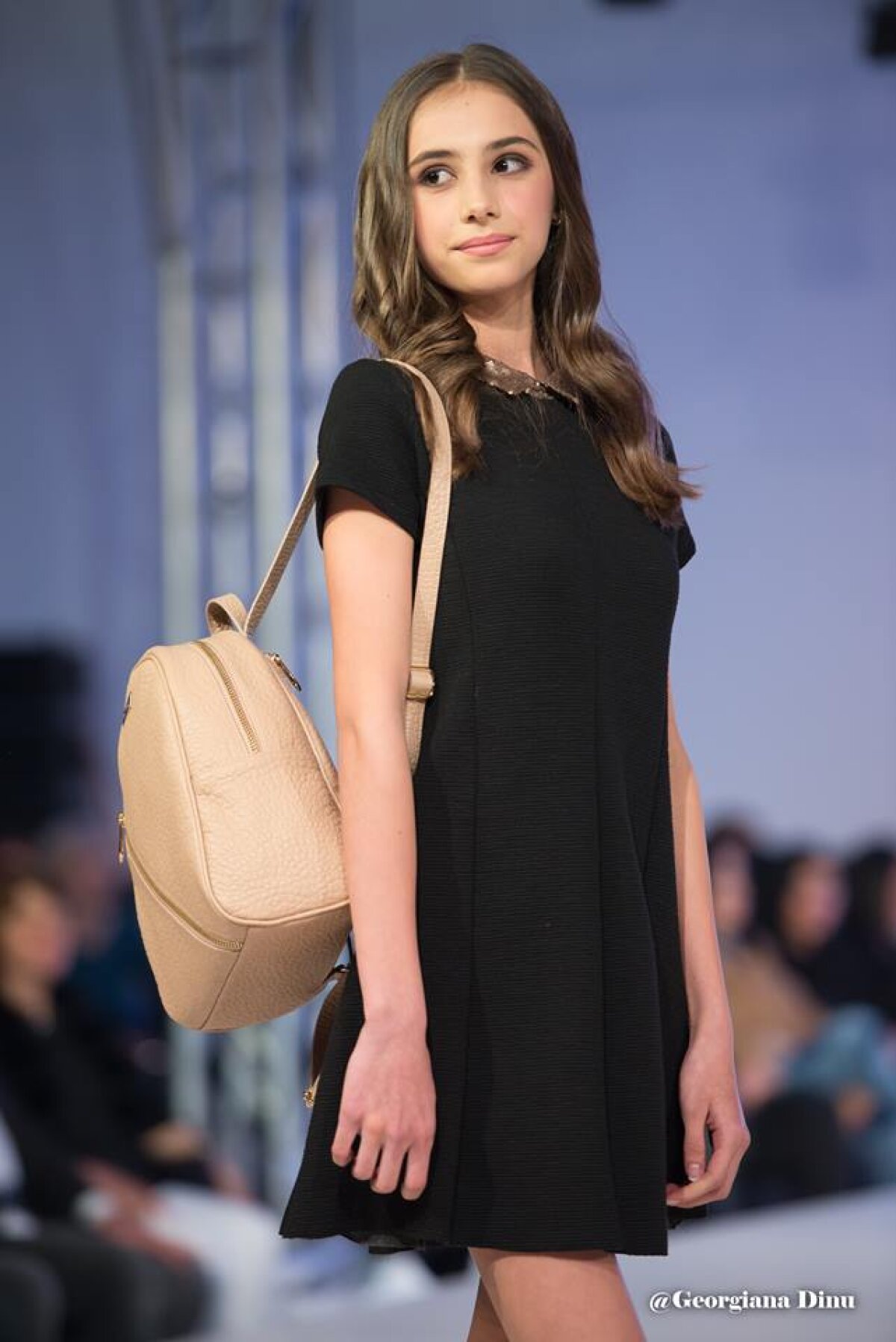 FOTO Fata unuia dintre cei mai mari atacanți din istoria lui FC Brașov, la debutul în modeling