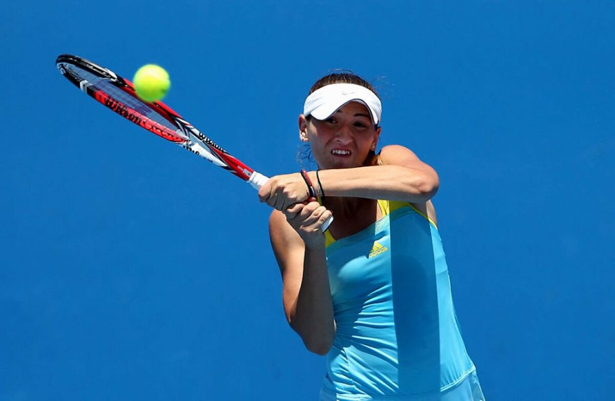 FOTO Alexandra Cadanțu s-a calificat în "optimi" la Istanbul și și-a făcut adversara să plângă