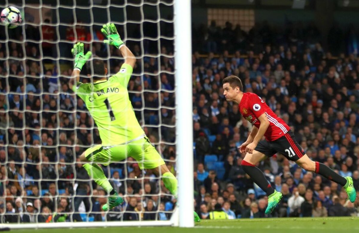 FOTO+VIDEO Guardiola și Mourinho au dat-o la pace » Derby dramatic pe final, între City și United