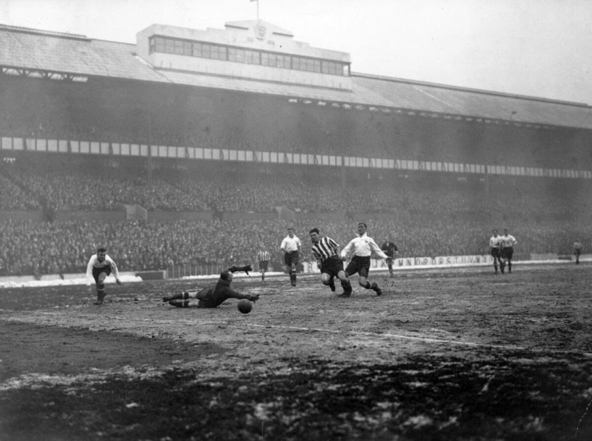 GALERIE FOTO Stadionul unei forțe din Premier League va fi demolat! Meciurile de acasă se vor juca pe Wembley