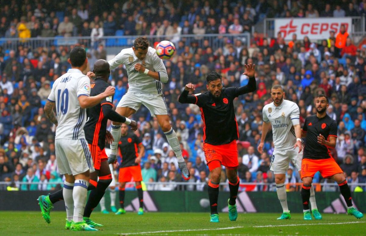 VIDEO+FOTO » Real Madrid dă lovitura în ultimele minute cu Valencia, scor 2-1 » Madrilenii au prima șansă la campionat 