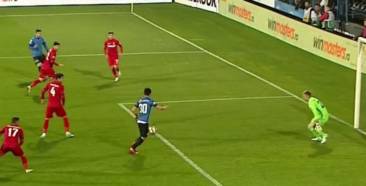 FOTO Două ratări MONUMENTALE pentru Viitorul! De nervi, Șumudică și-a scos un fotbalist în minutul 23