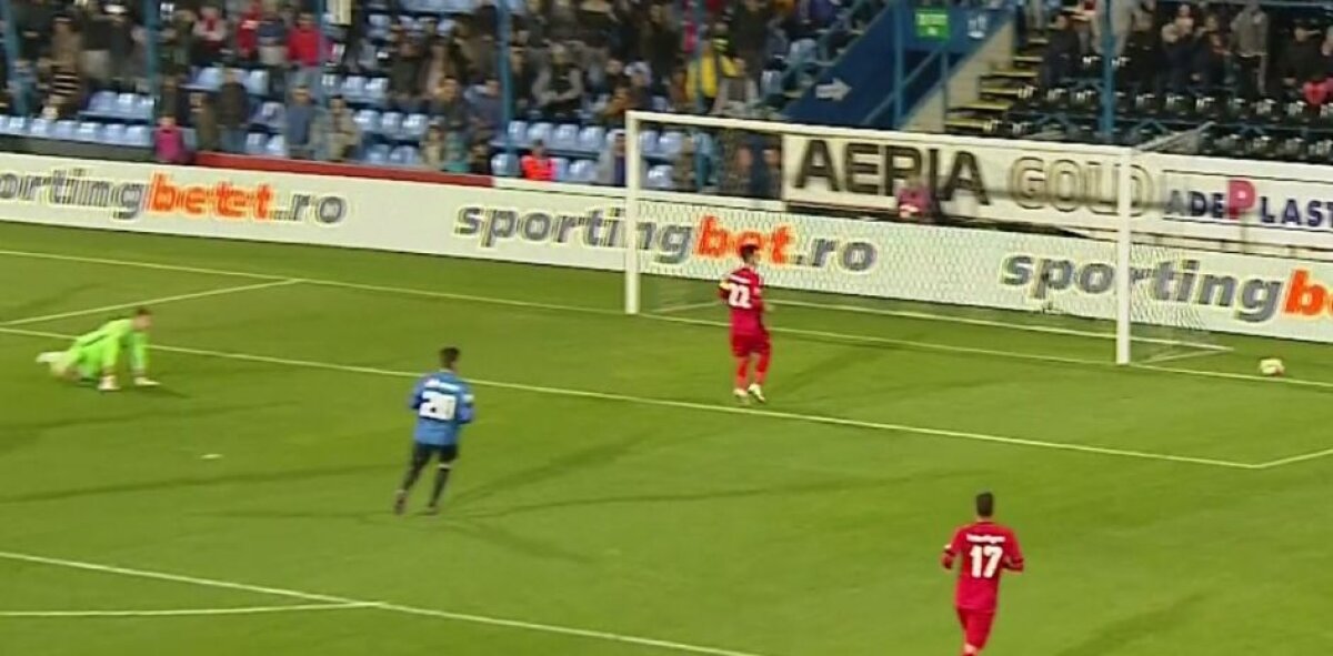 FOTO Două ratări MONUMENTALE pentru Viitorul! De nervi, Șumudică și-a scos un fotbalist în minutul 23