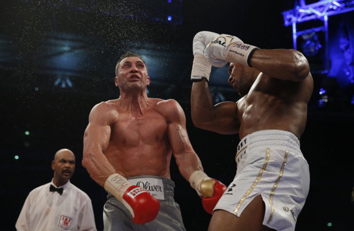 VIDEO+FOTO ”Ciocanul de Oțel” spulberat pe Wembley! Anthony Joshua l-a trimis la pensie pe Vladimir Kliciko în fața a 90.000 de fani! 3 KO-uri uluitoare + prima reacție: ”Unde ești, Tyson Fury?"