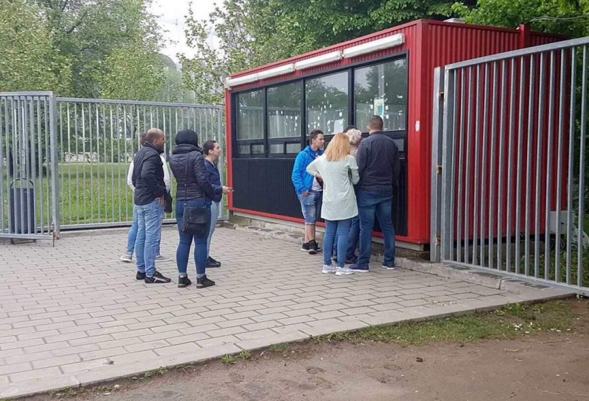 VIDEO+FOTO Fanii steliști iau cu asalt Arena Națională » Anunțul făcut de șefii FCSB: "Se dau toate biletele"