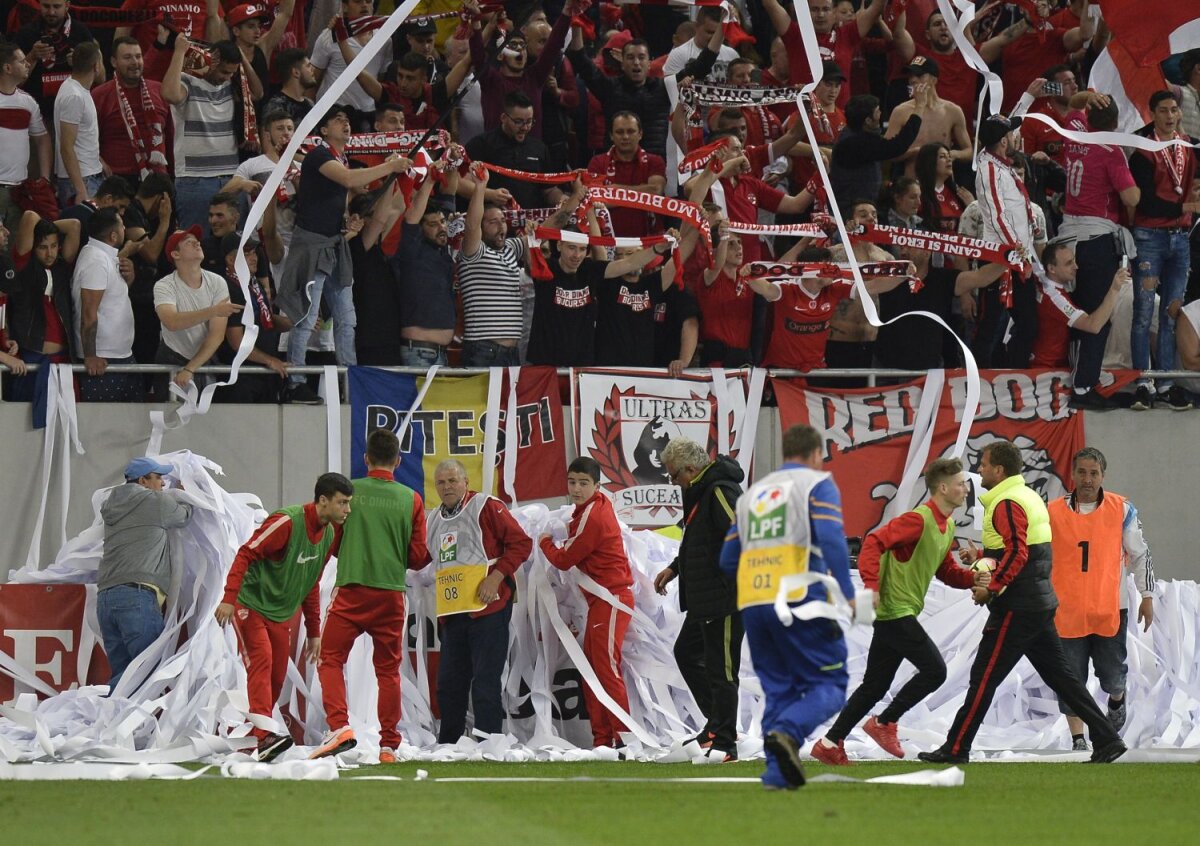 FOTO Tribune ca în vremurile bune! Atmosferă incendiară la Derby de România