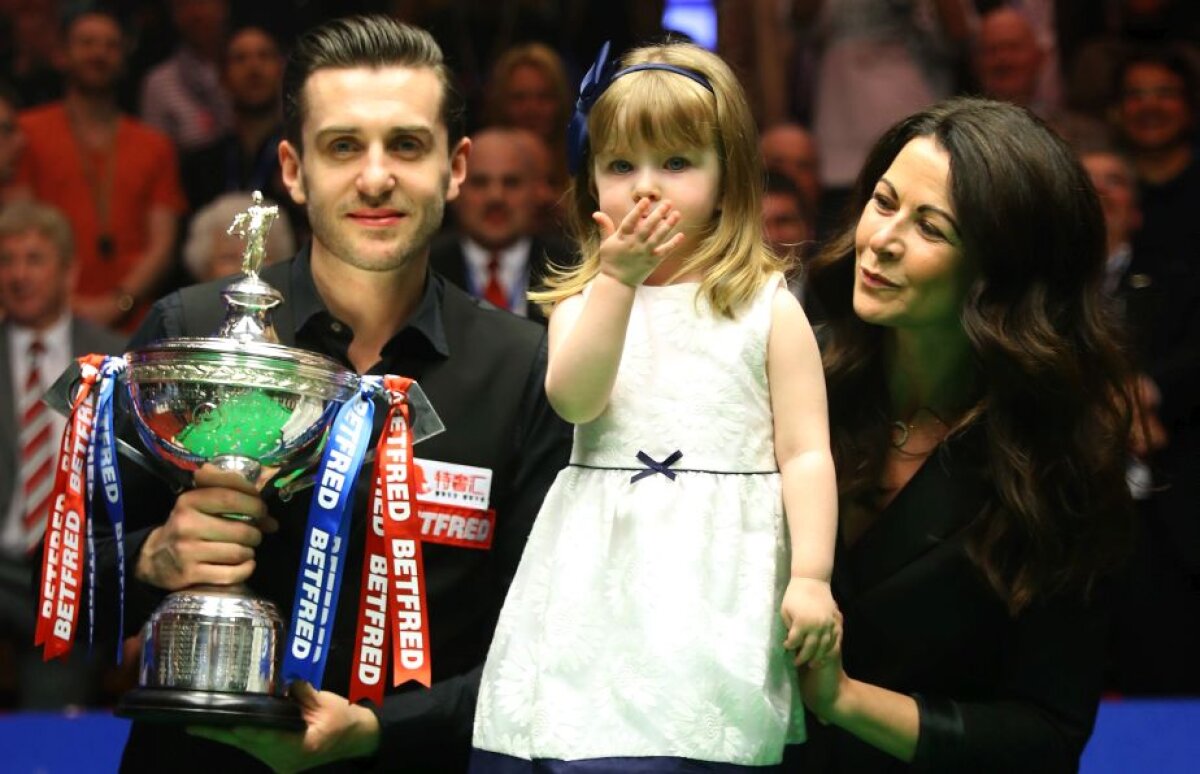 Cine este, cu adevărat, Mark Selby, geniul snookerului mondial? Părăsit de mamă, marcat de moartea tatălui: "Am stat 3 ani la un prieten, nu puteam să mă întorc acasă" 