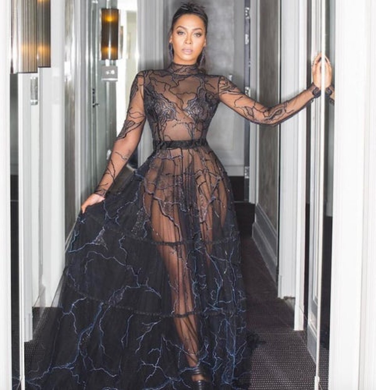 FOTO O gală de neuitat! Divele planetei au făcut atmosferă la Met Gala: ținute provocatoare și apariții incendiare