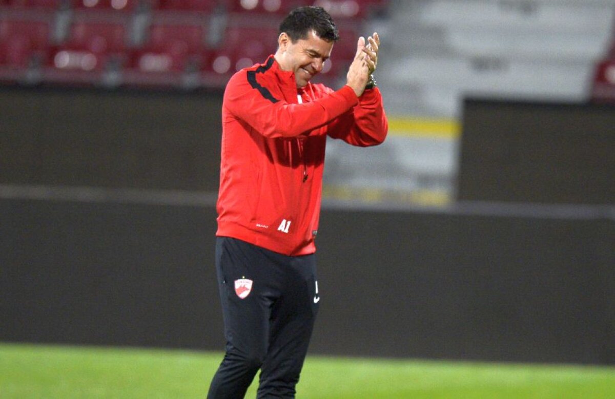 VIDEO+FOTO Moment emoționant: 5.000 de dinamoviști l-au rugat pe Contra să rămână! Cum a reacționat antrenorul