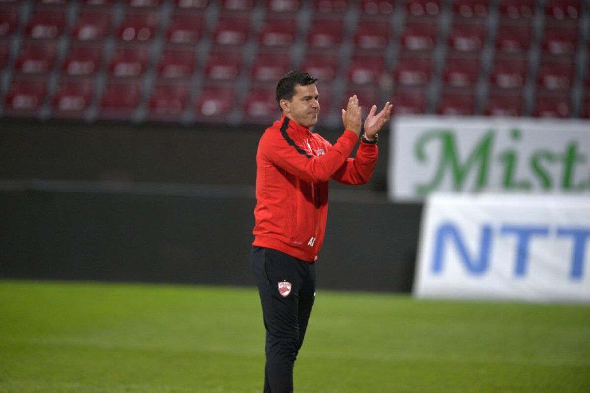 VIDEO+FOTO Moment emoționant: 5.000 de dinamoviști l-au rugat pe Contra să rămână! Cum a reacționat antrenorul